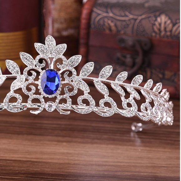 Royal blue silver Crystal Rhinestone Tiara Crown Prom Pageant Bridal weddi… - Picture 5 of 6